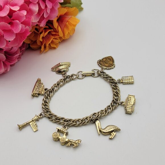 Vintage New Orleans Charm Bracelet Gold Tone 7" Fold Over Clasp - Picture 1 of 13
